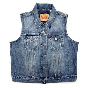 Levi’s Trucker Jean Vest